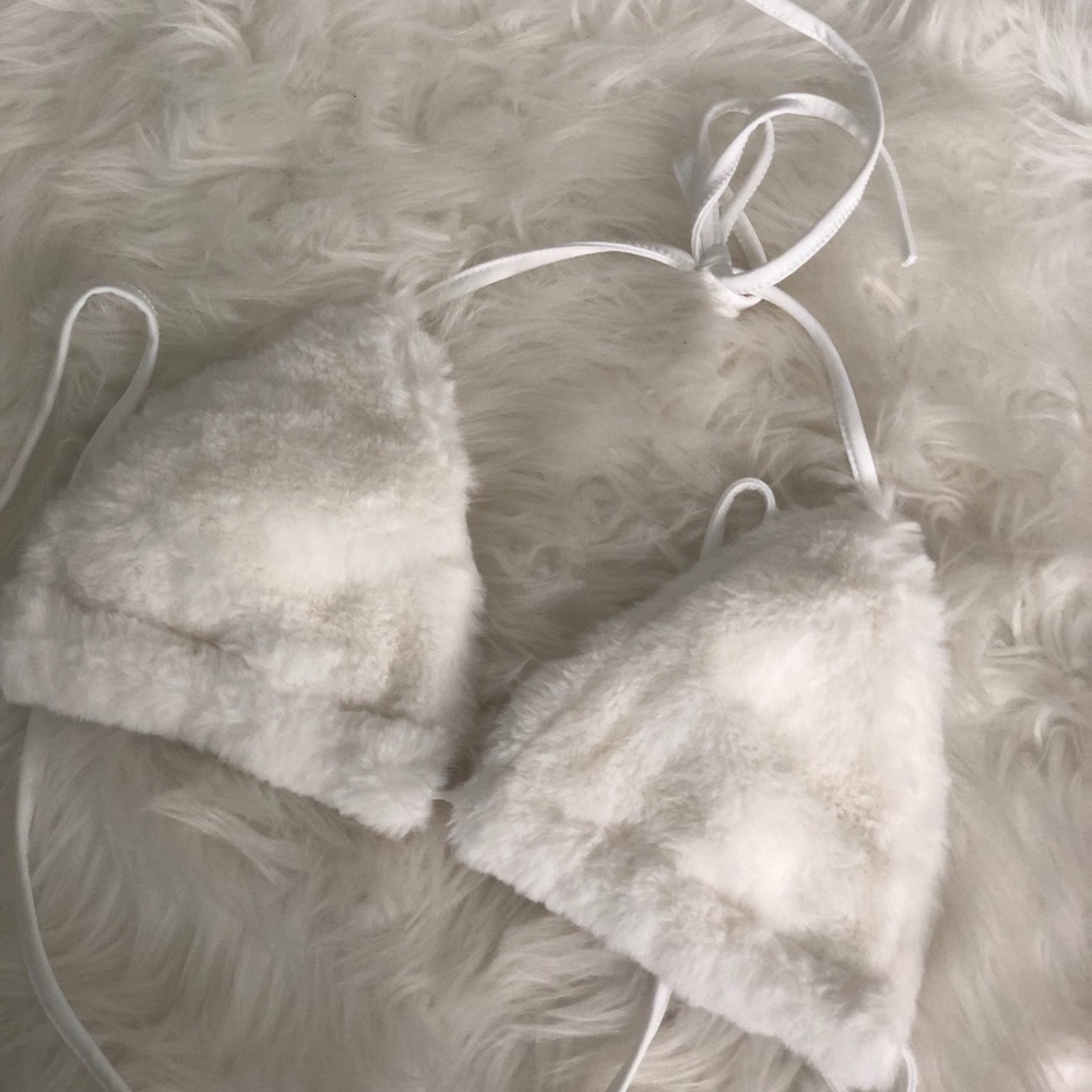 White fur triangle top (5/$25)